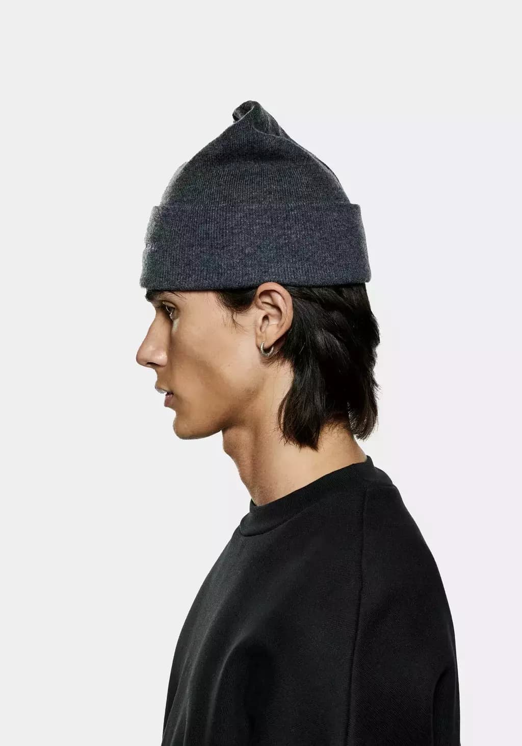 BEANIE DEMON — 2